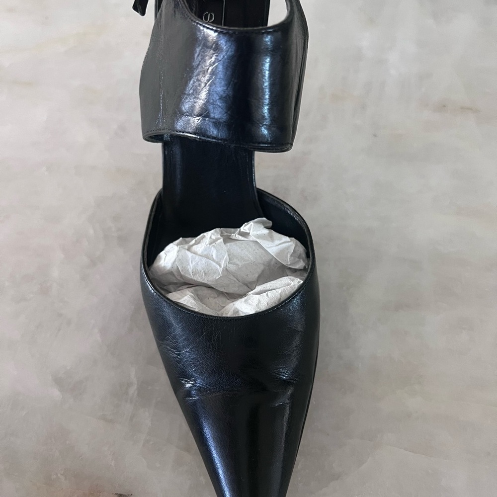 Sergio Rossi Black Heels Elegant Leather Design